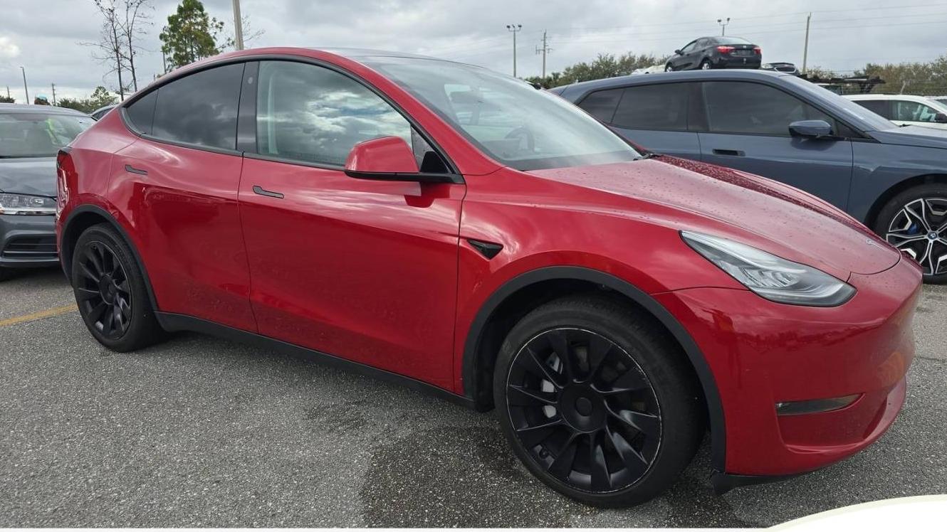 TESLA MODEL Y 2023 7SAYGDEE9PA031883 image